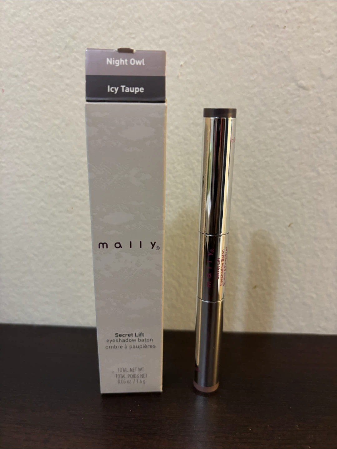 NEW-Mally Beauty Secret Lift Eyeshadow Baton Night Owl
