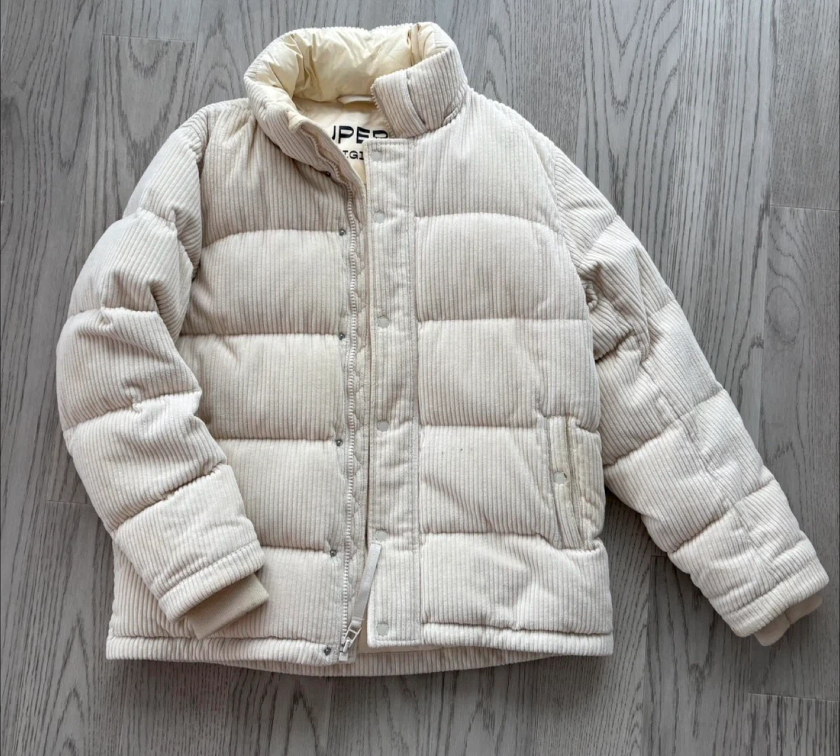 Aritzia The Super Puff Original - Cream Corduroy - Size M