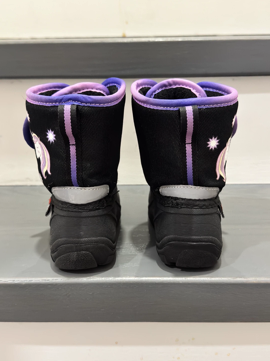 Girl toddler winter boots size 6 - photo 3