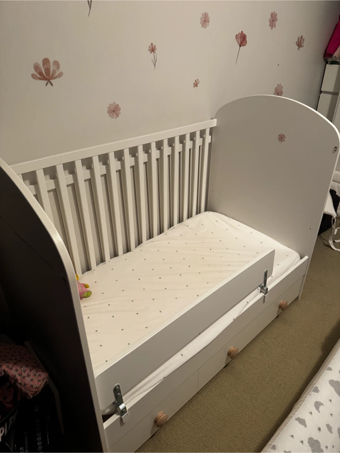 IKEA Crib/ toddler bed with drawer - photo 2