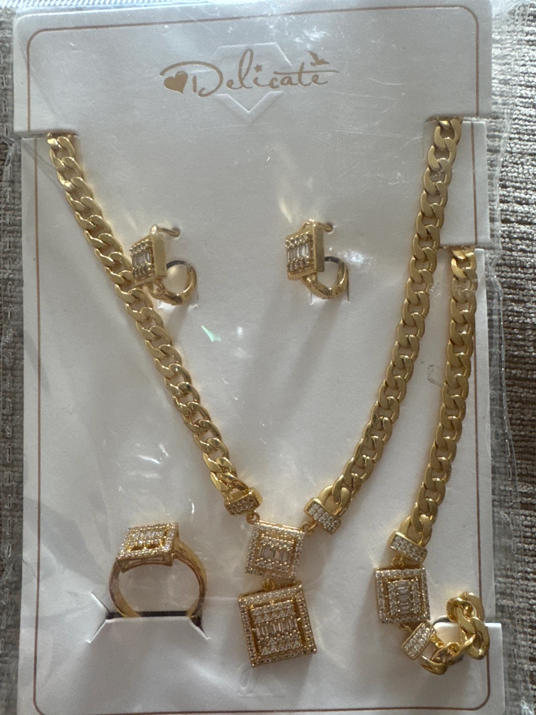 Delicate Gold Tone Jewelry Set