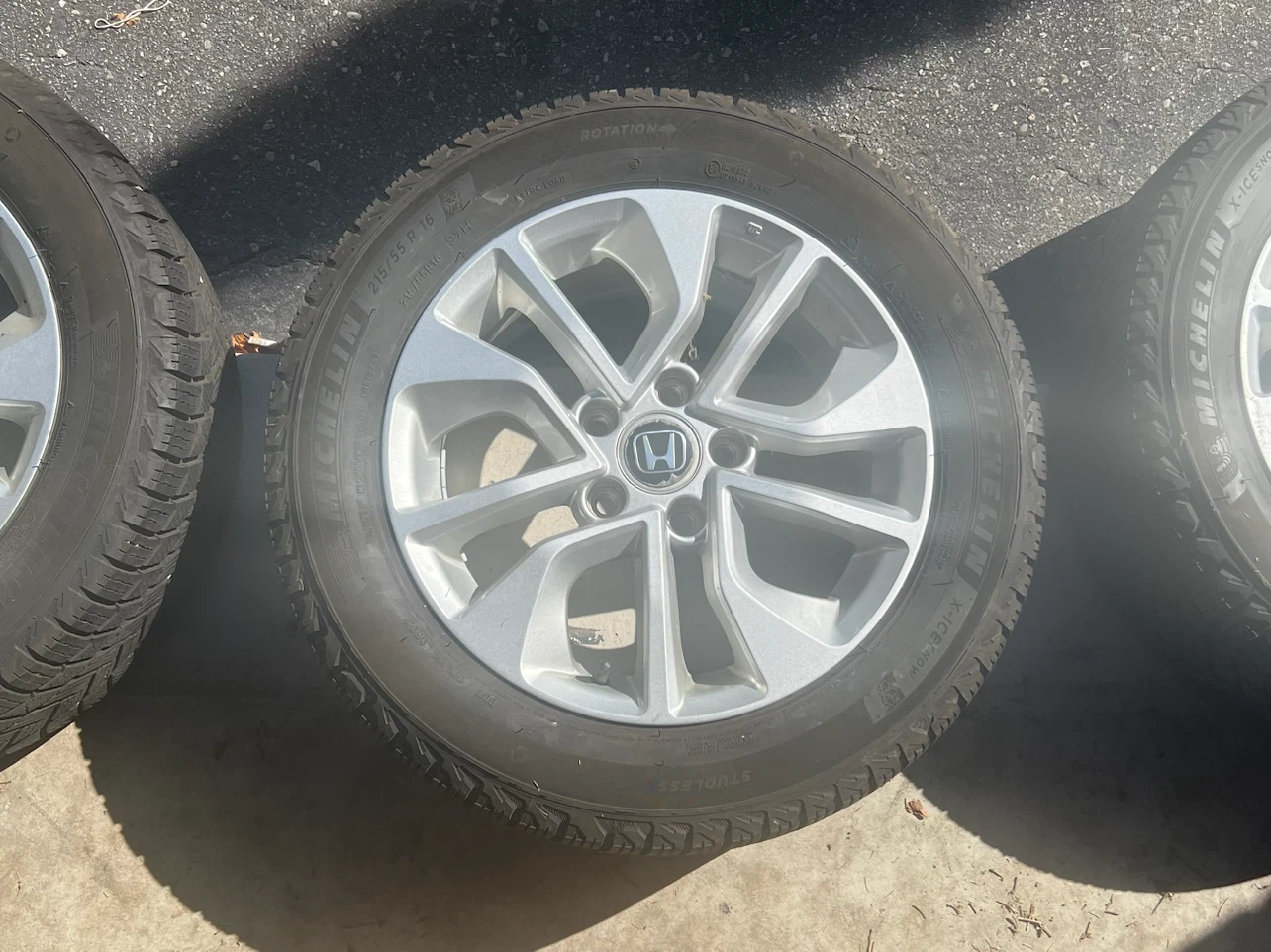 Set of 4 Honda Rims with Michelin X-Ice Winter Tires - photo 4