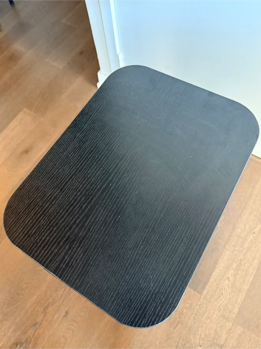 Black C-Shaped Side/End Table - photo 3