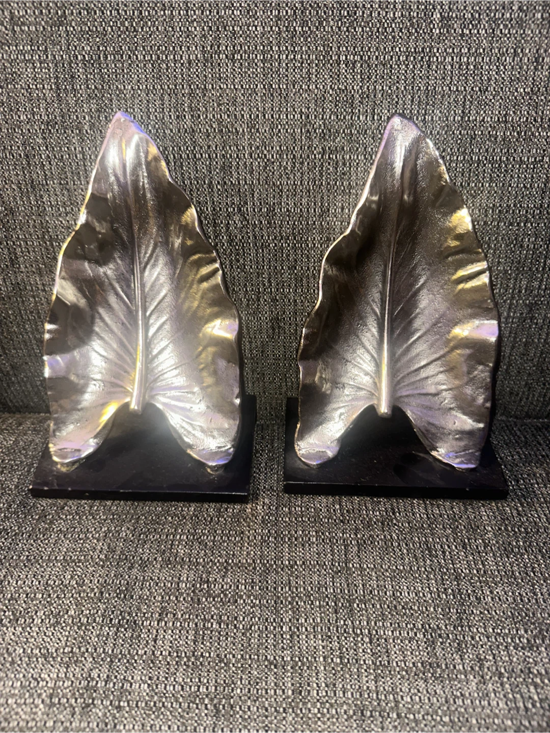 Pair of Bended Leaf Book Ends