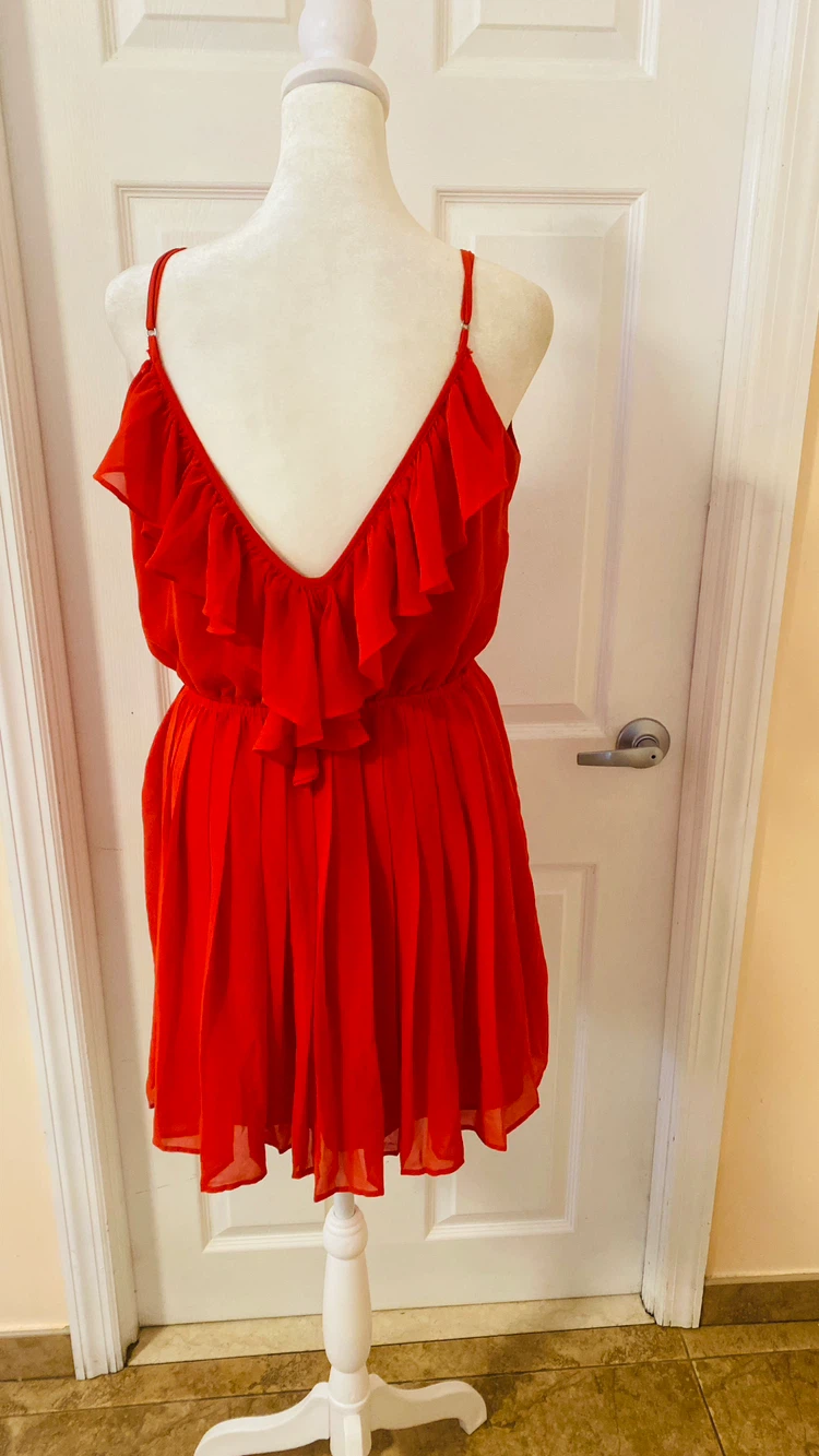 BCBG generation size m dress - photo 4