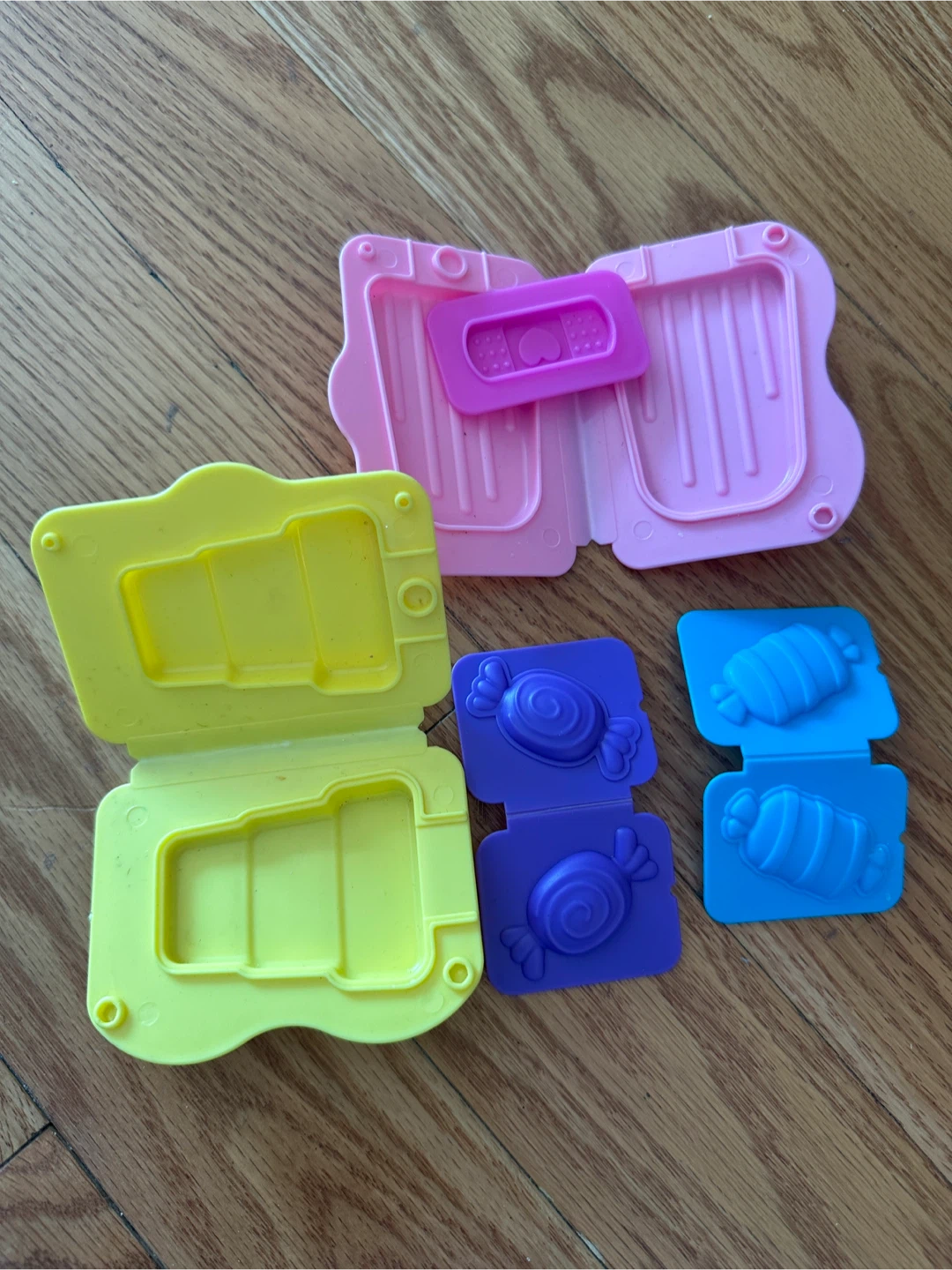 Assorted Childrens Toys and Figurines Set - photo 3