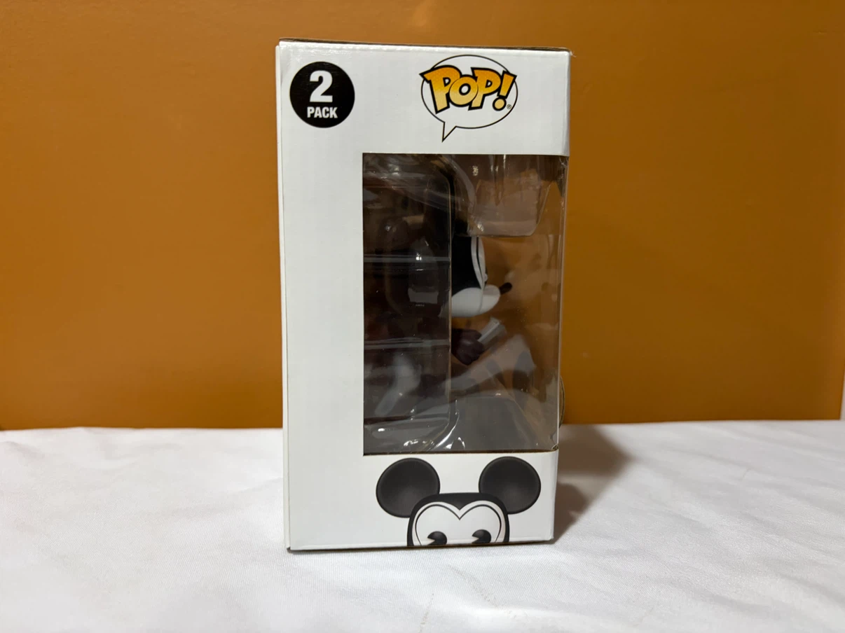 Mickey Mouse & Minnie Mouse Funko Pop! - D23 2022 Exclusive - photo 3