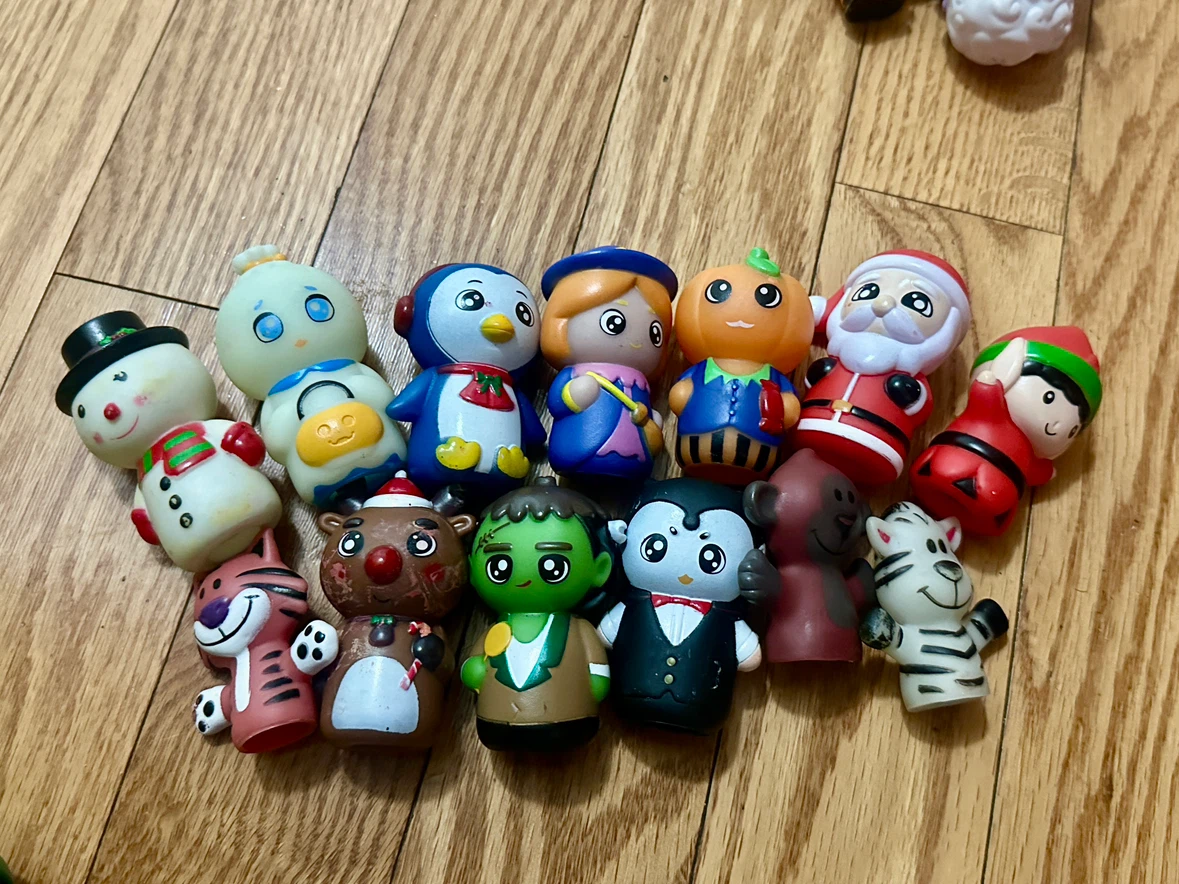 Set of 13 Assorted Character Finger Puppets