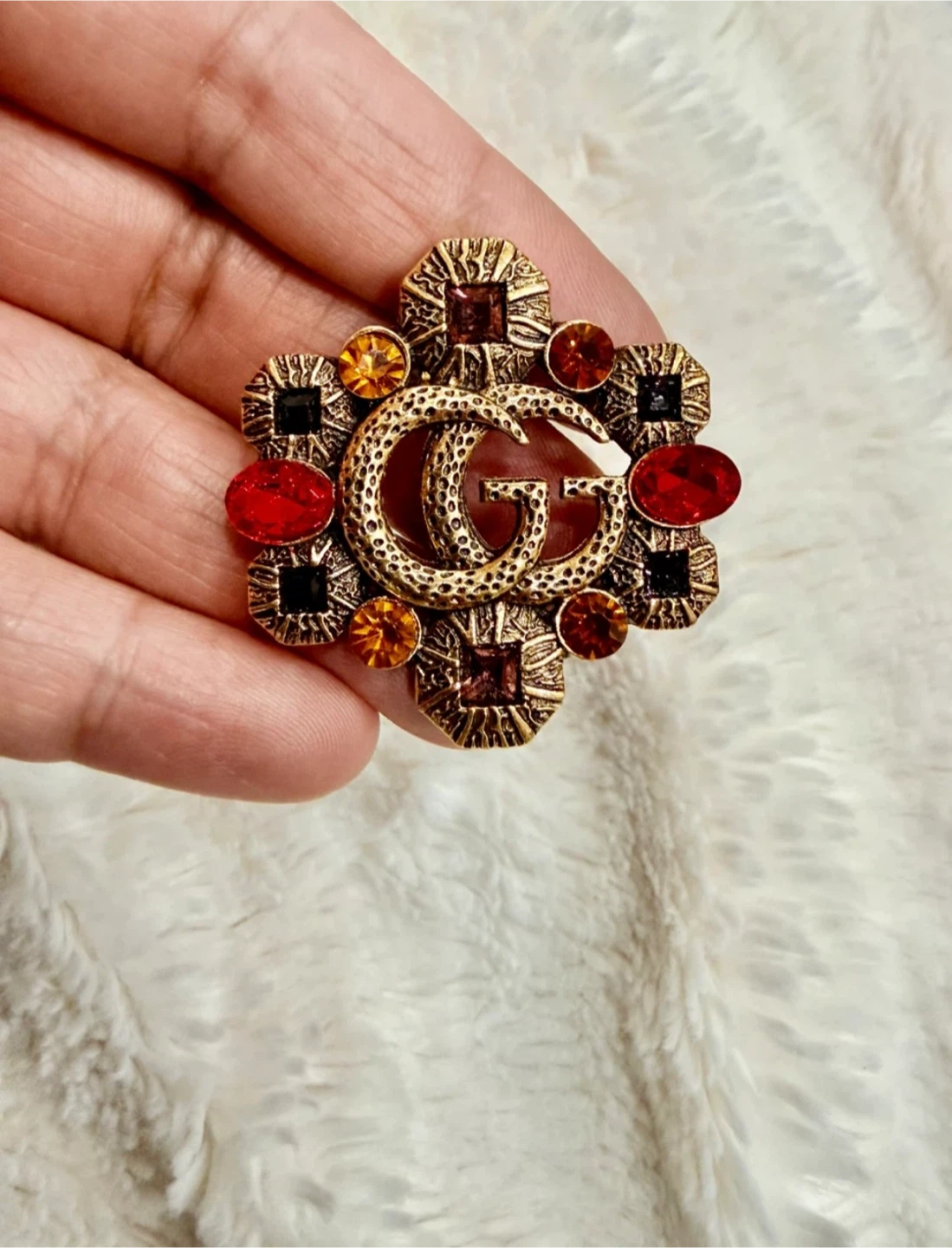 Stunning Gucci style logo Brooch - photo 4
