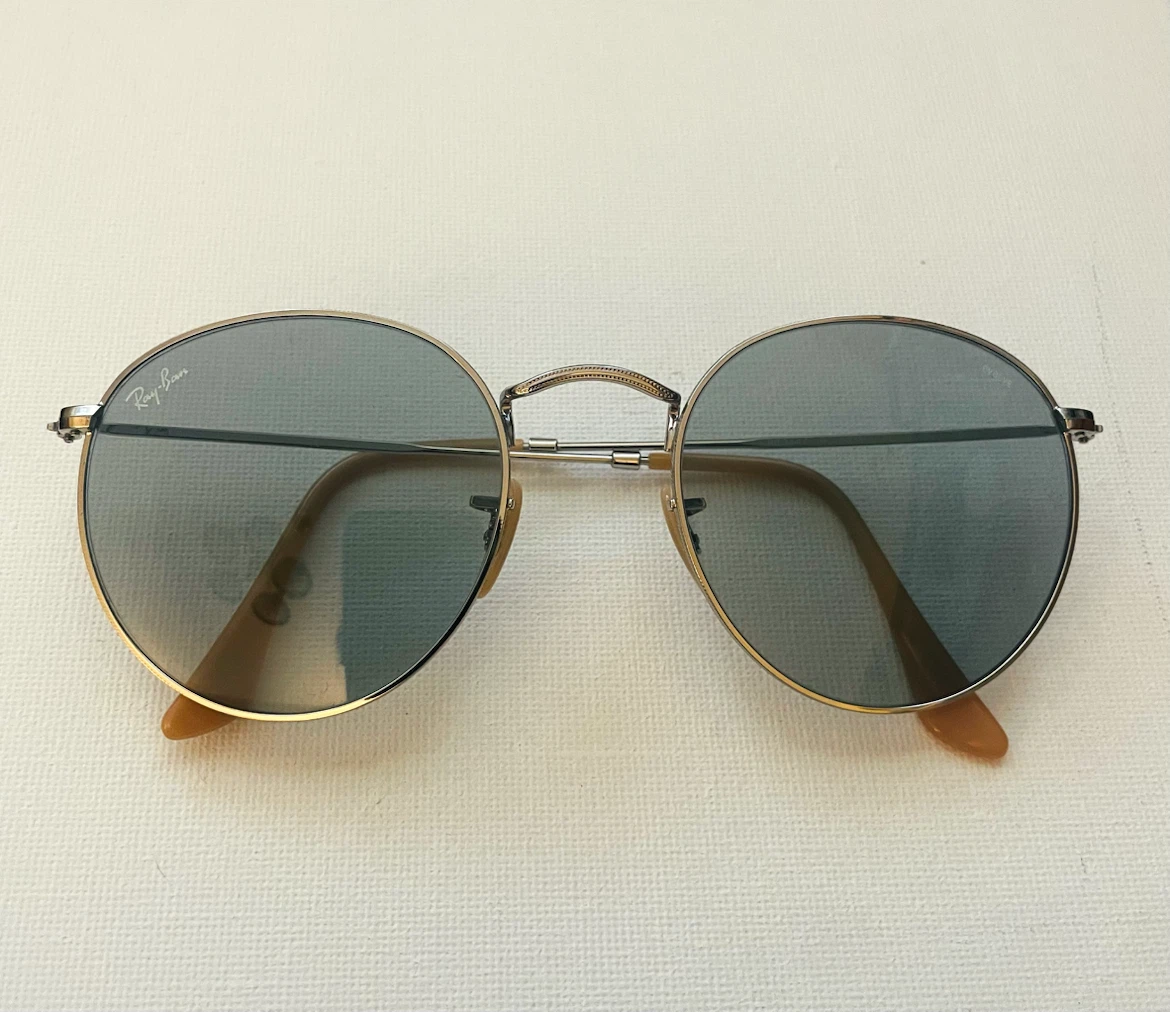Ray-Ban RB3447 Round Metal Sunglasses