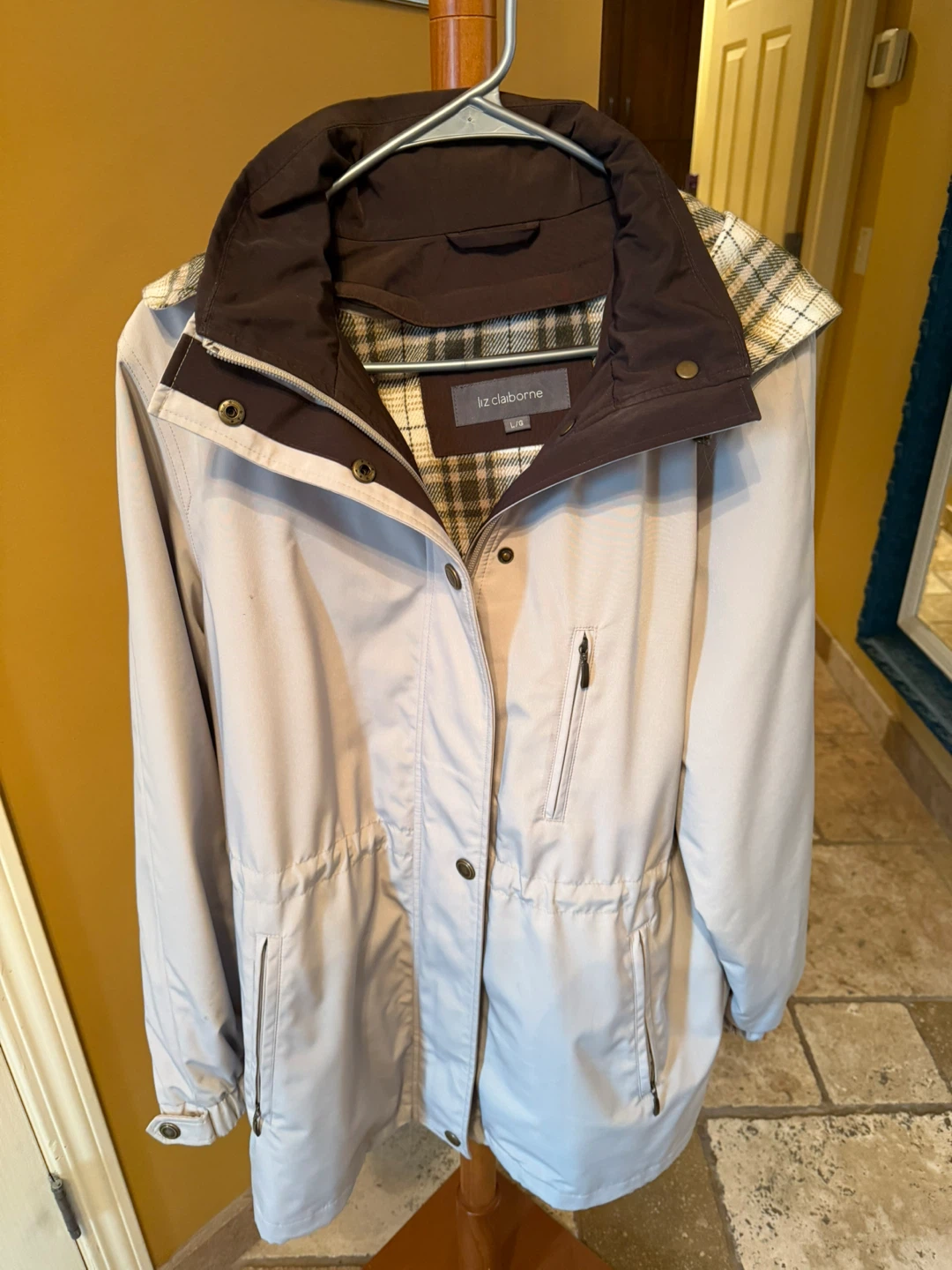 Liz Claiborne Women's Jacket - Large