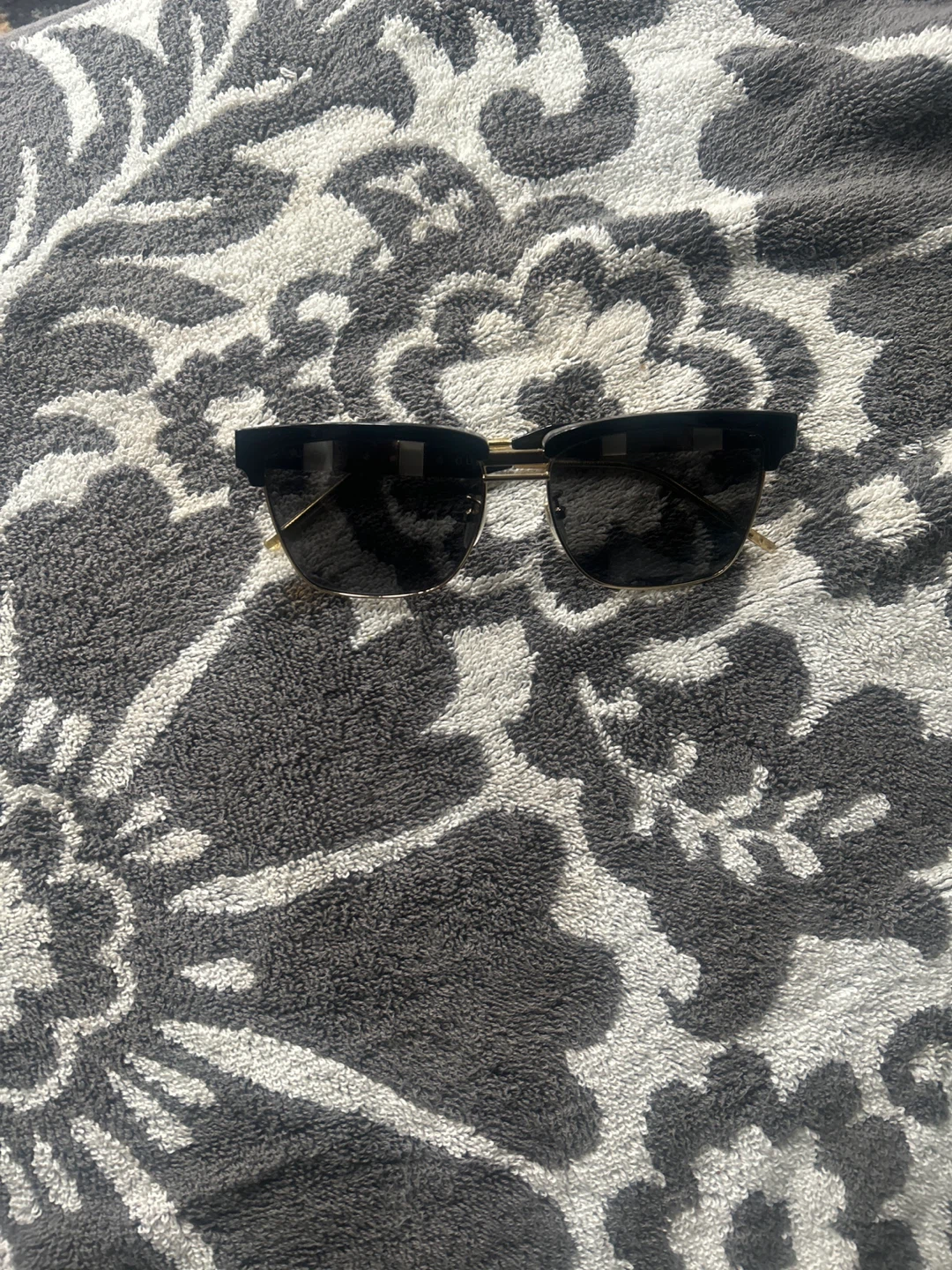 Gucci sunglasses GG0603S