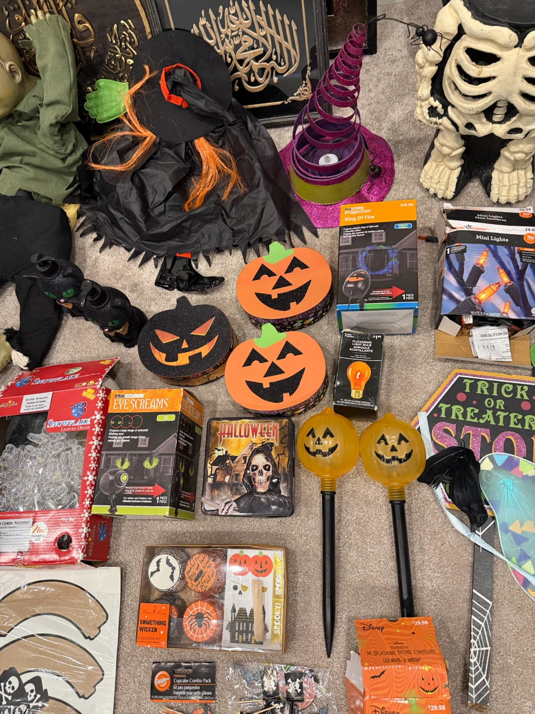 Large Halloween Decor and Party Supplies Lot - photo 3