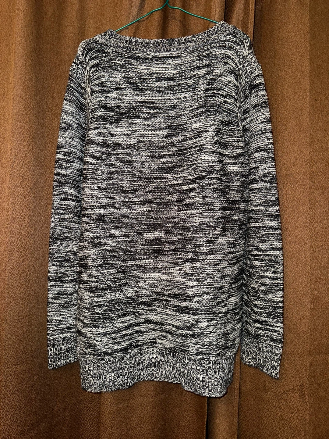 Seductions Black and White Knit Sweater - photo 2