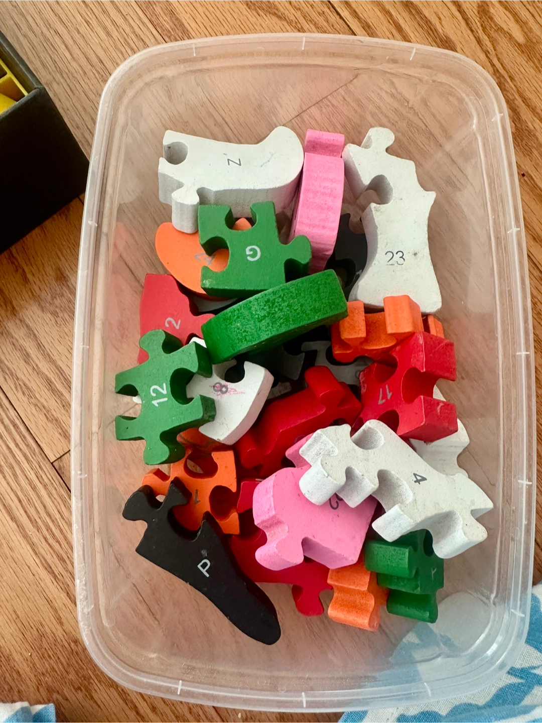 Assorted Kids Toy Set: Building Bolts, Suckers, and Puzzle - photo 4