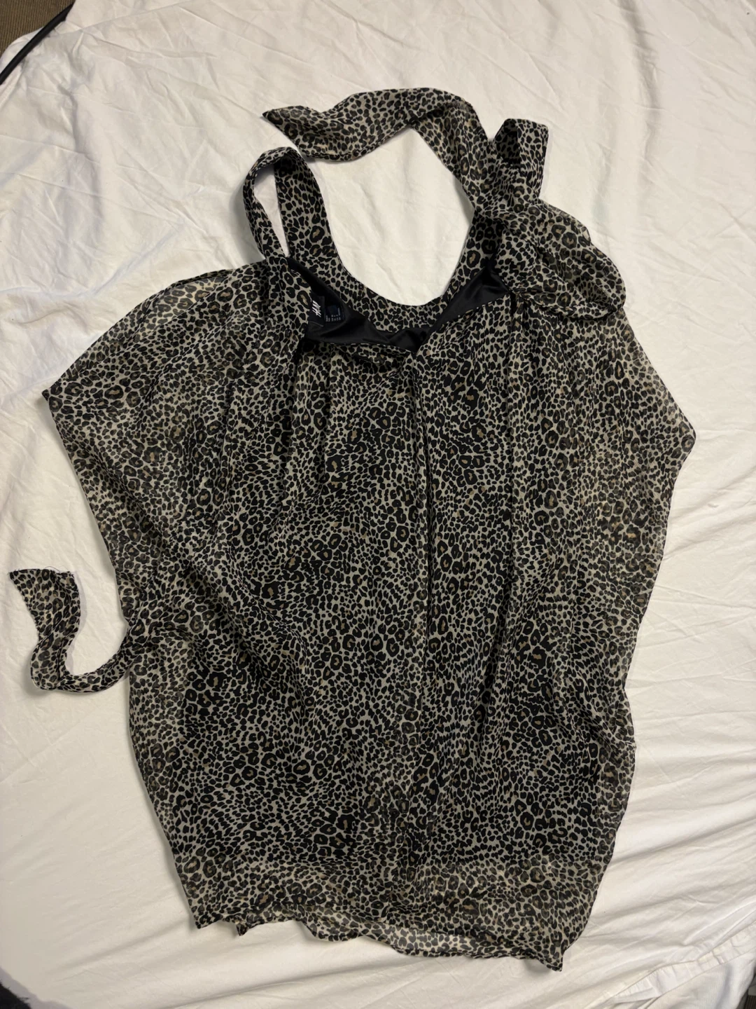 H&M Leopard Print Sleeveless Blouse - photo 4