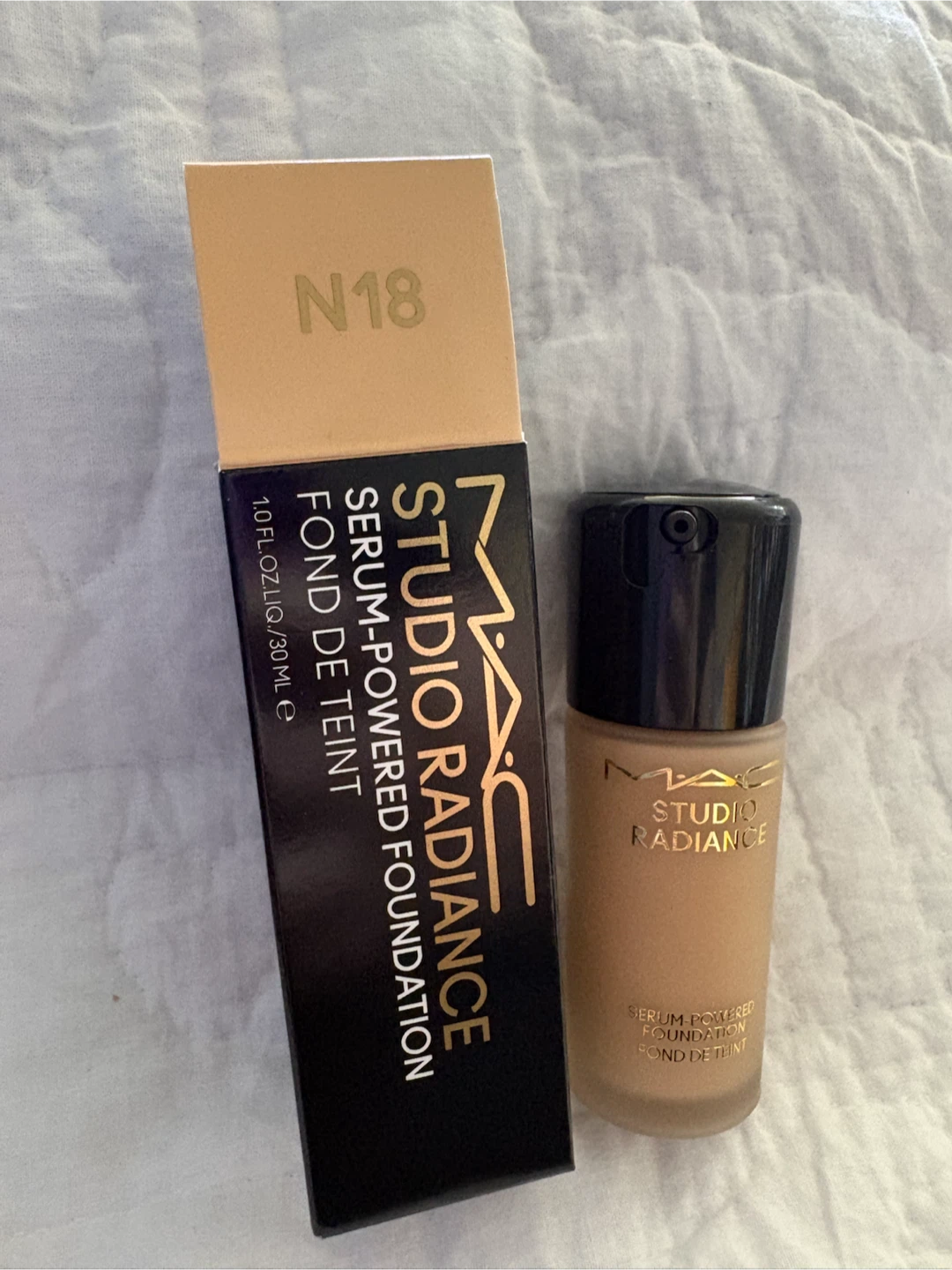 MAC Studio Radiance Serum-Powered Foundation N18