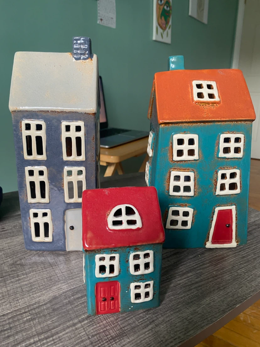 Set of 3 Ceramic House Lanterns