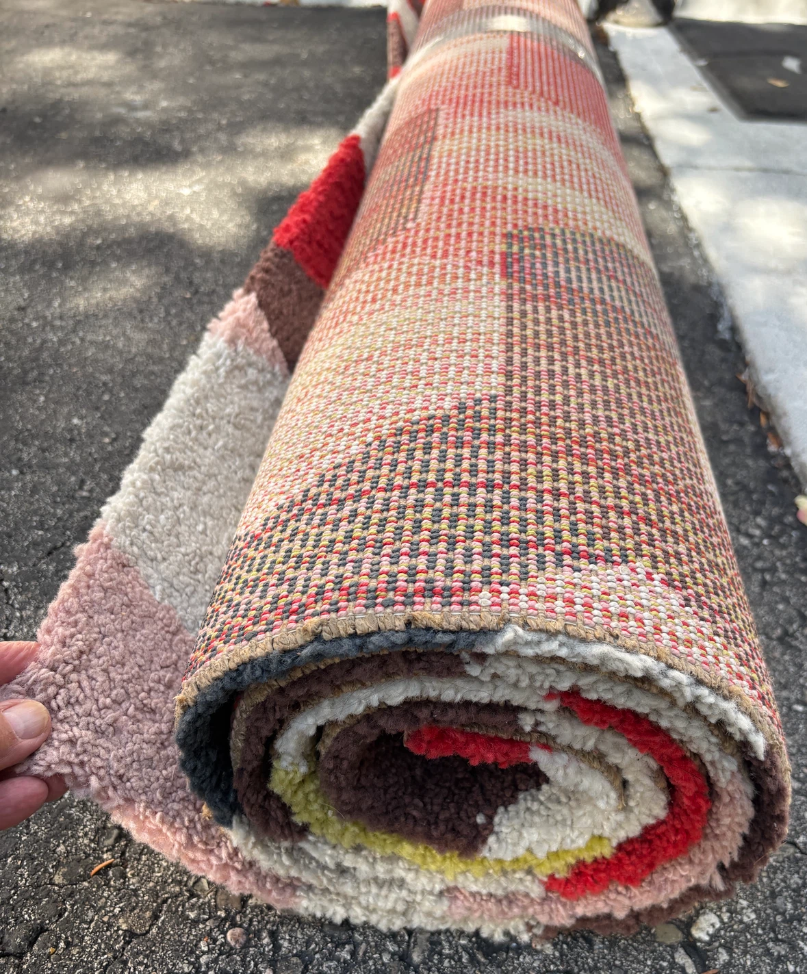 Beautiful IKEA Carpet/Rug (Made in Belgium) - photo 4