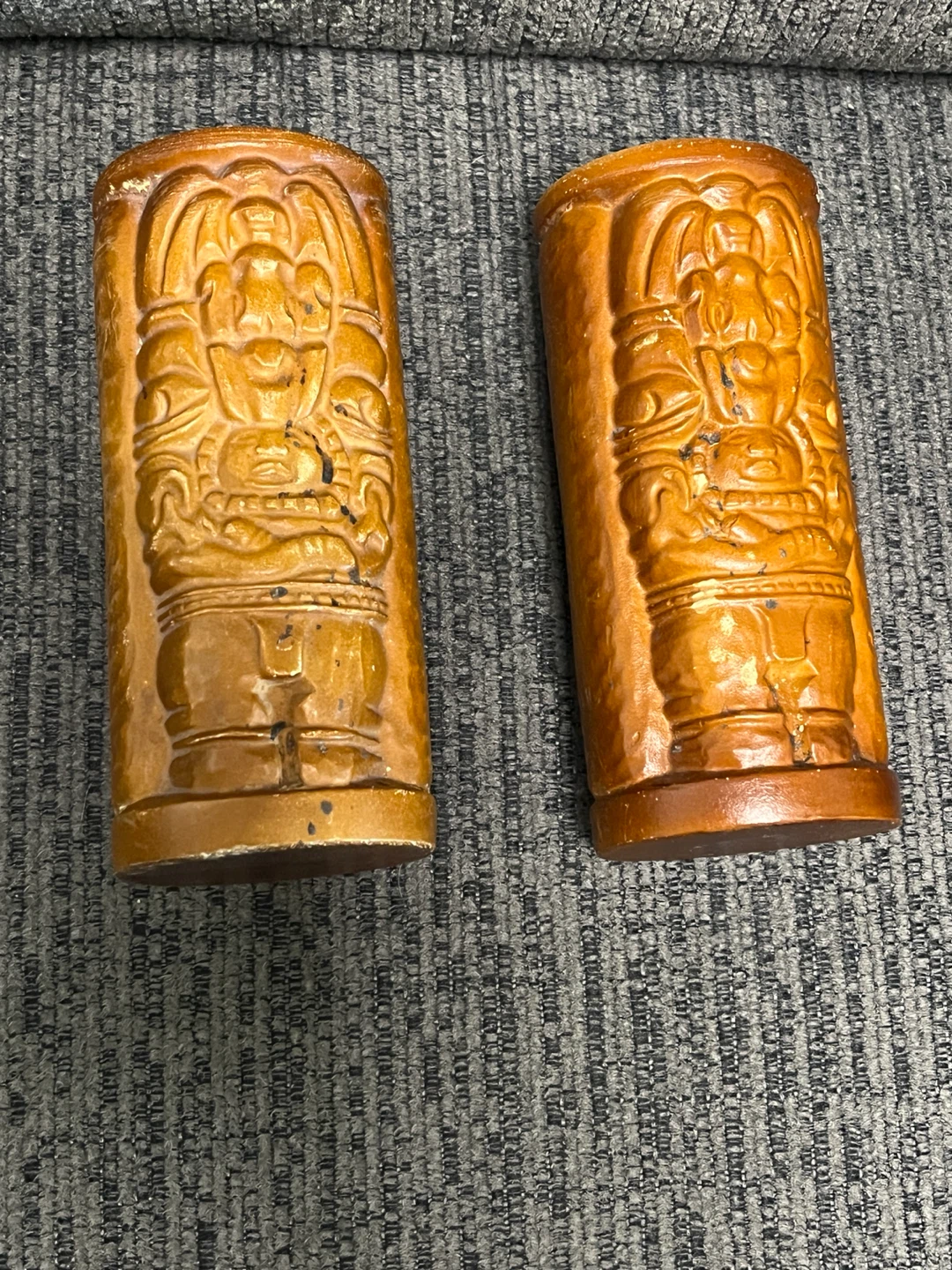 Pair of Vintage Ceramic Tiki Mugs - photo 3