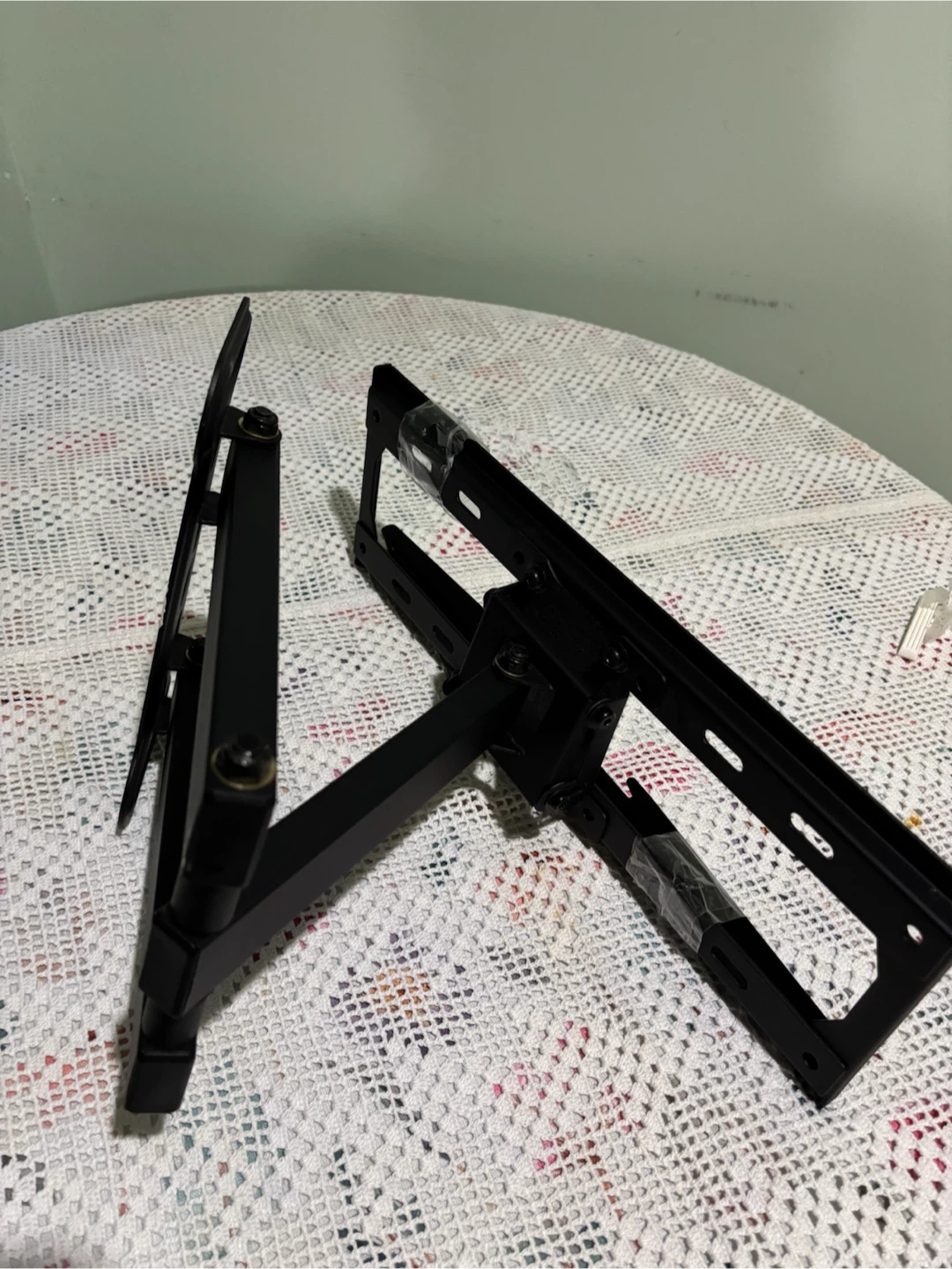 Full motion Wall mount