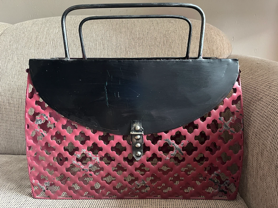 Vintage Metal Magazine Rack - photo 2