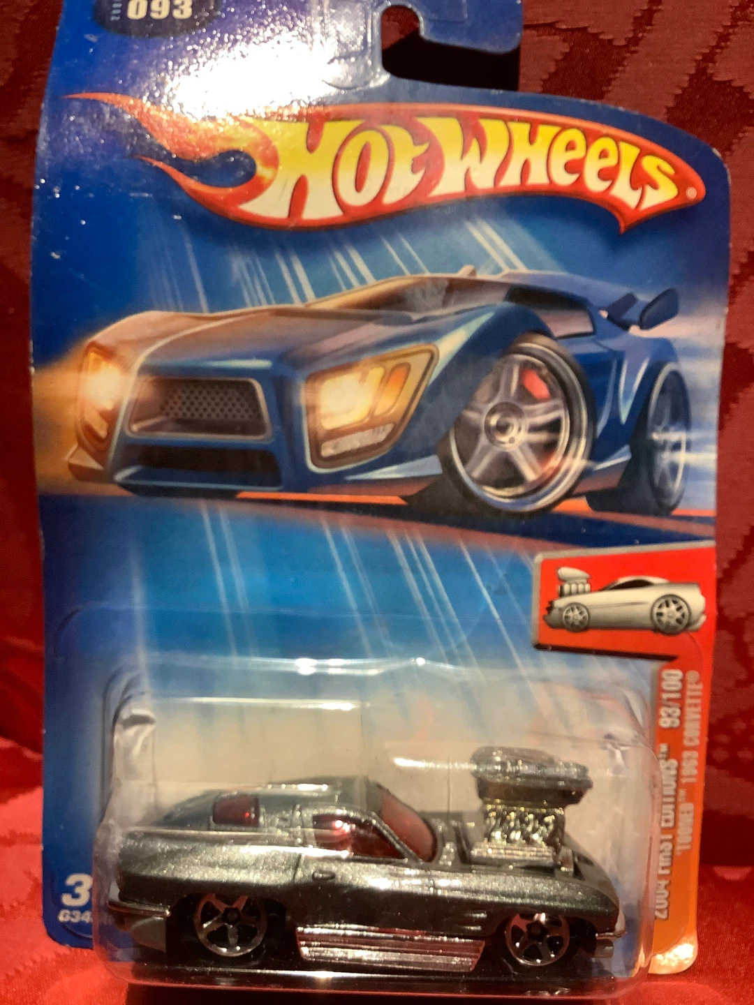Hot Wheels 2004 Tooned 1963 Corvette