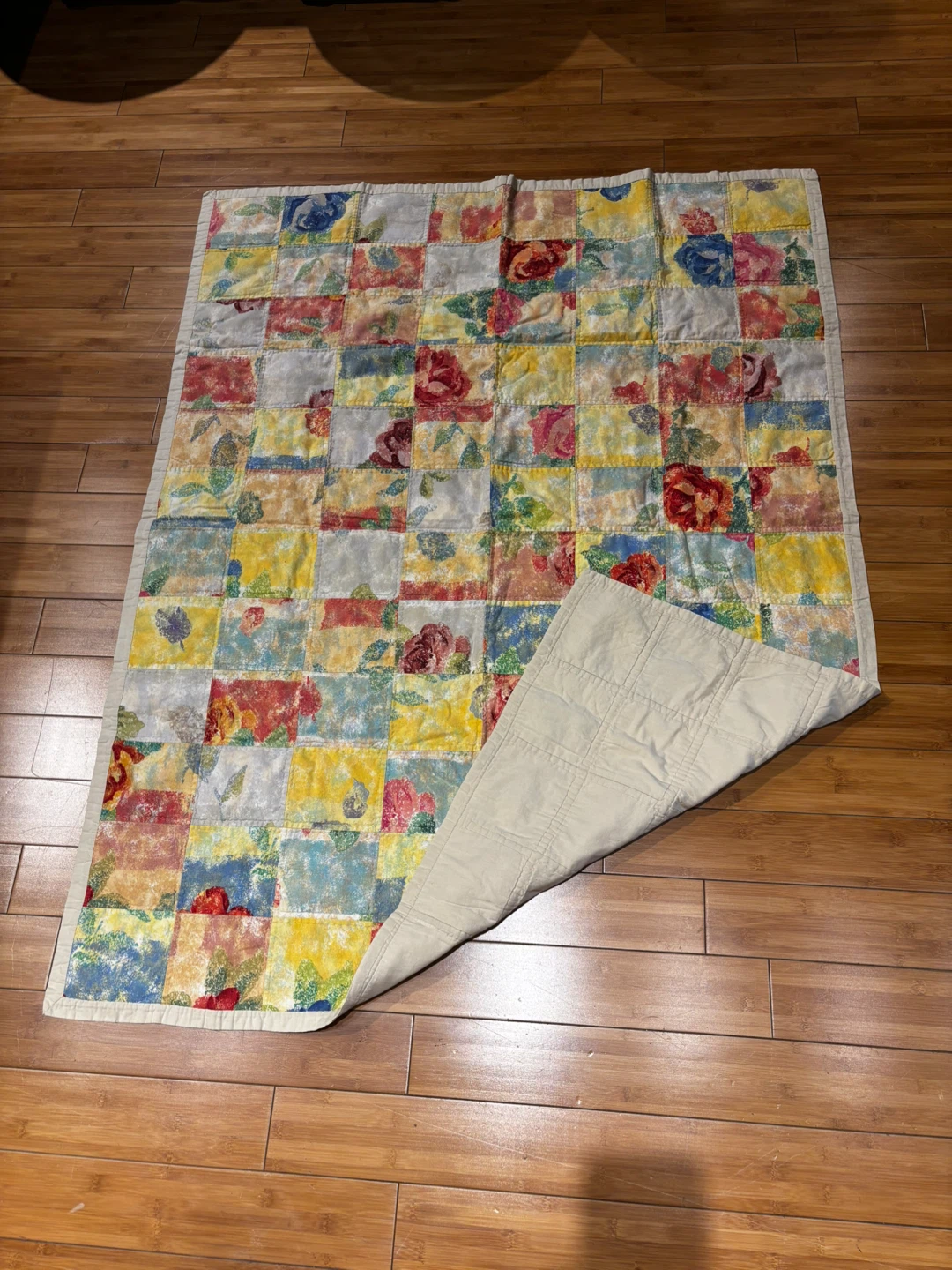 Floral Patchwork Quilt - photo 3