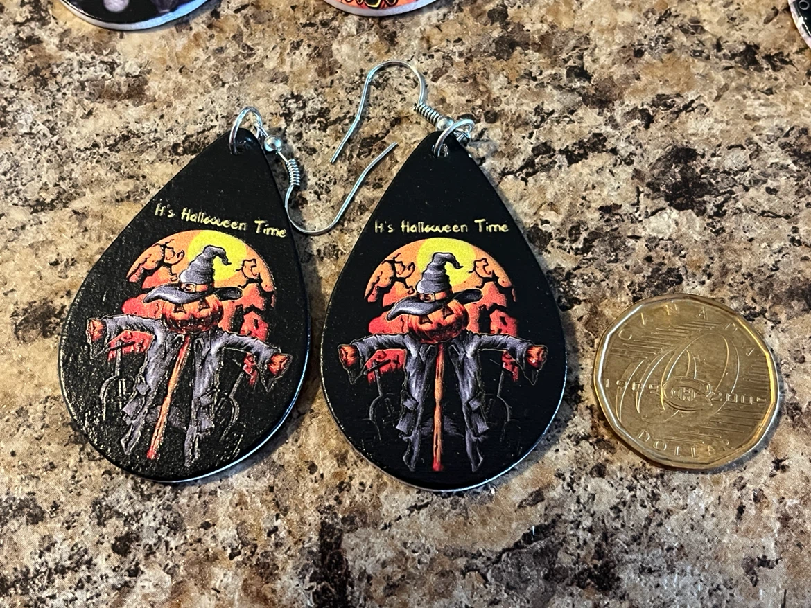 7 pair of Halloween Teardrop Earrings Set