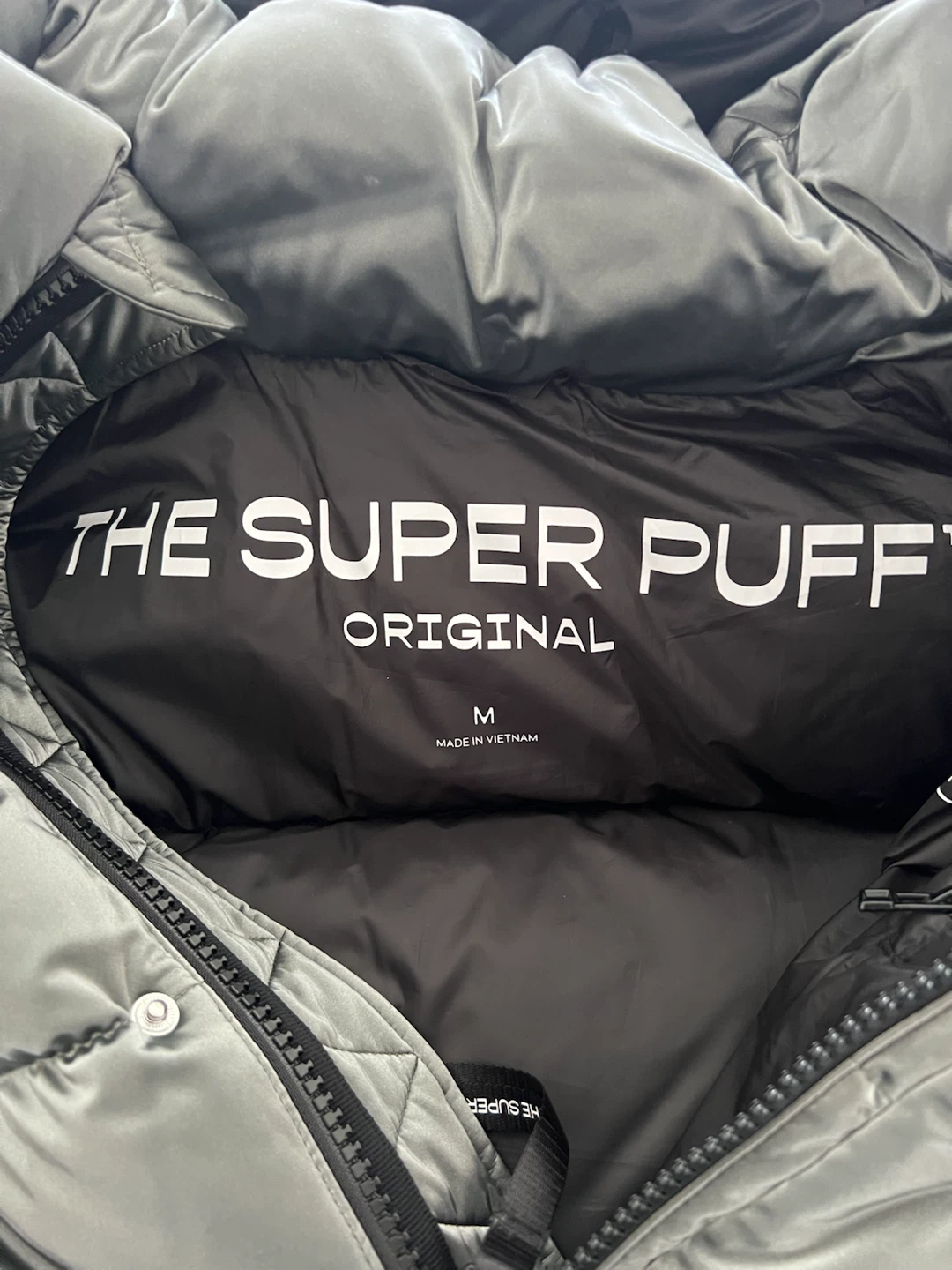 Aritzia The Super Puff Original Jacket