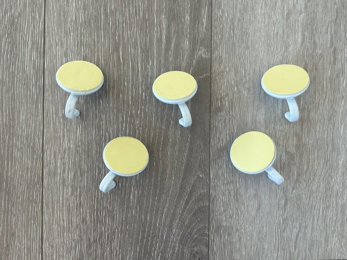 Set of 5 White Metal Adhesive Wall Hooks - photo 3