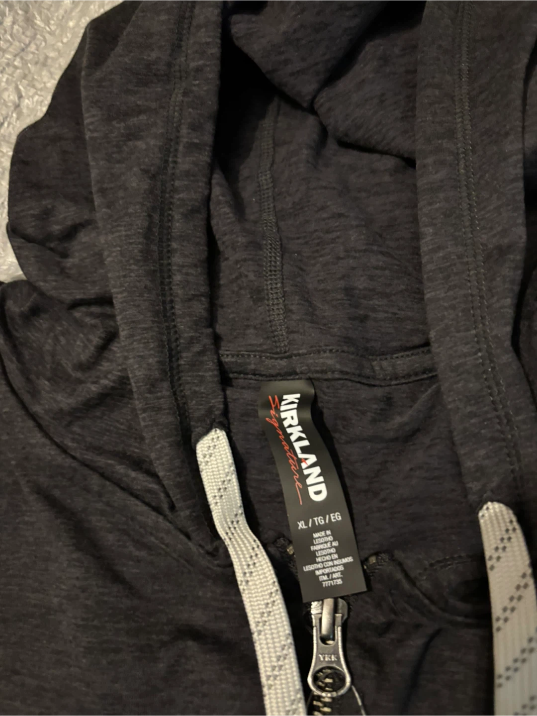 NWOT Kirkland Signature Ladies' Zip-up Hoodie XL - photo 2