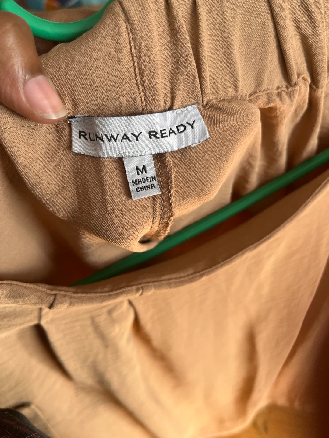 Runway Ready Midi Skirt Size M - photo 4