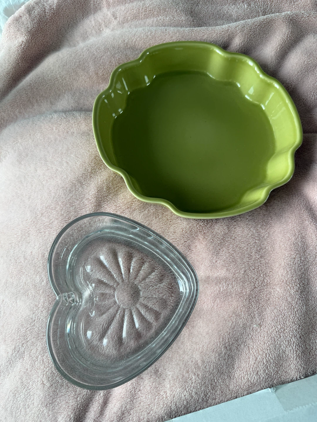 Green ceramic scalloped dish and heart glass bowl