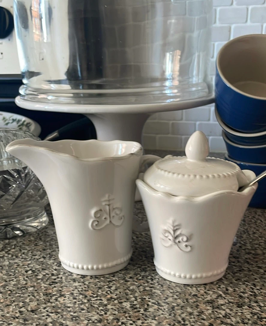 Ceramic Creamer and Sugar Bowl Set