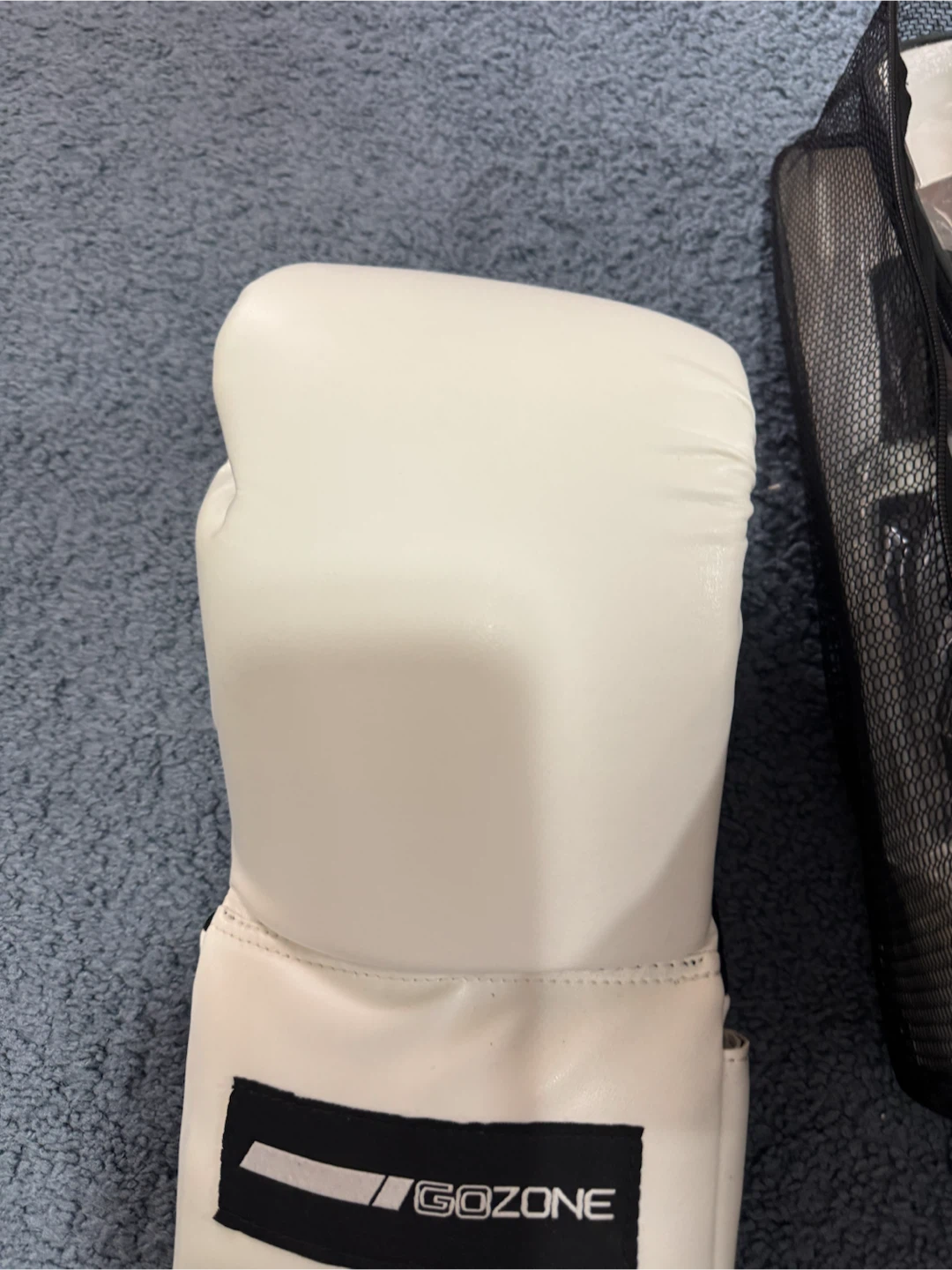 Gozone 14 oz Pro Style Boxing Gloves - photo 2