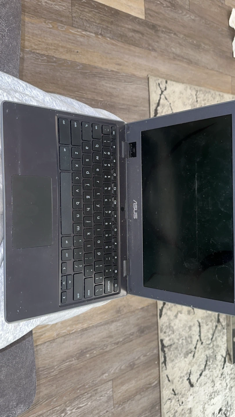 ASUS Chromebook works perfectly fine! For sale!! - photo 2