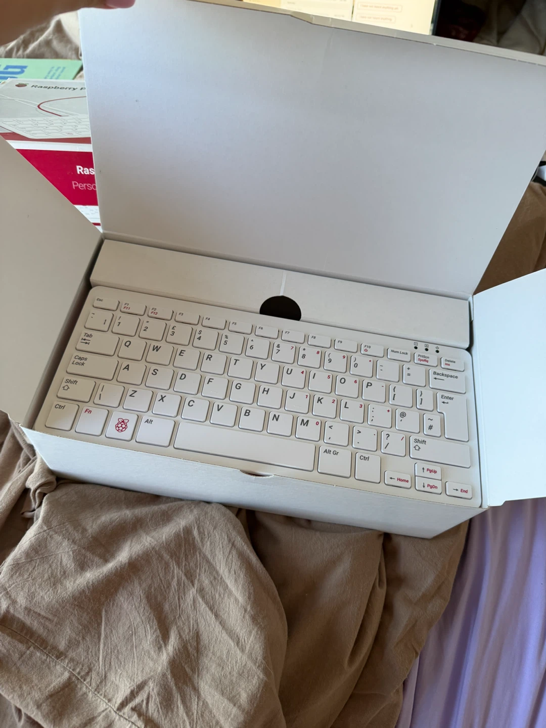 Raspberry Pi 400 Personal Computer Kit - photo 2