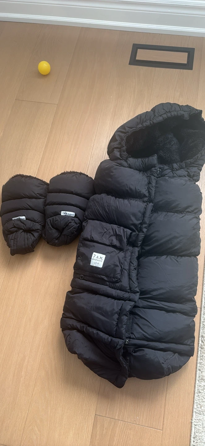 7 A.M. Enfant Stroller Footmuff and Mittens