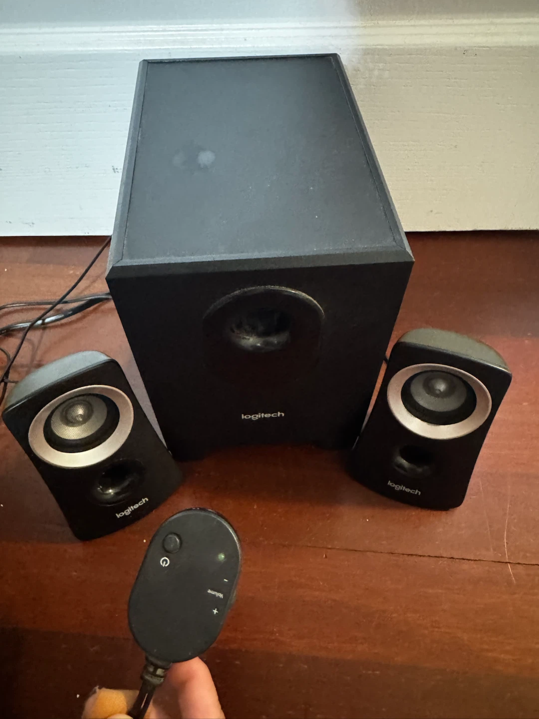Logitech Z313 Speaker System