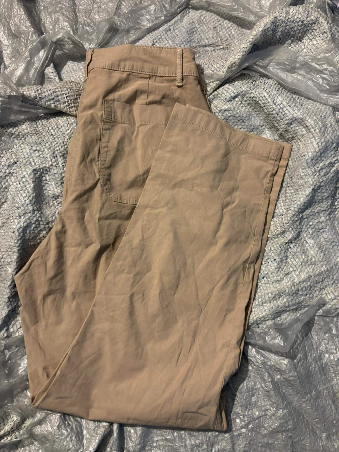 NWOT Dalia Khaki Pants - Size 8