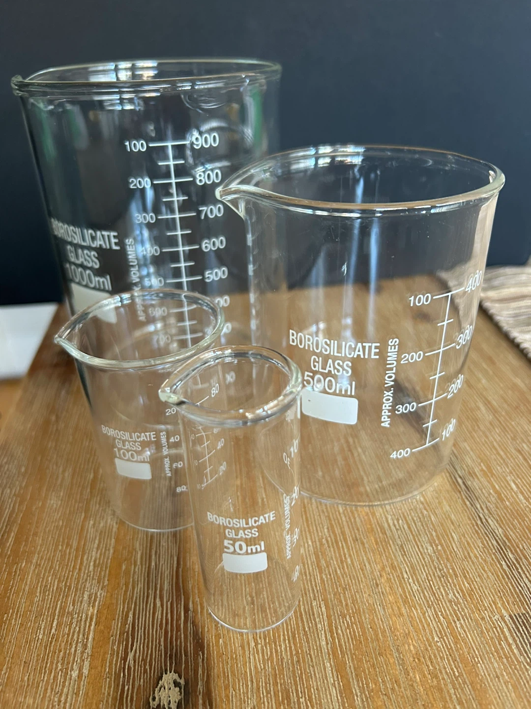Lab Glassware Beaker and Pipette Set