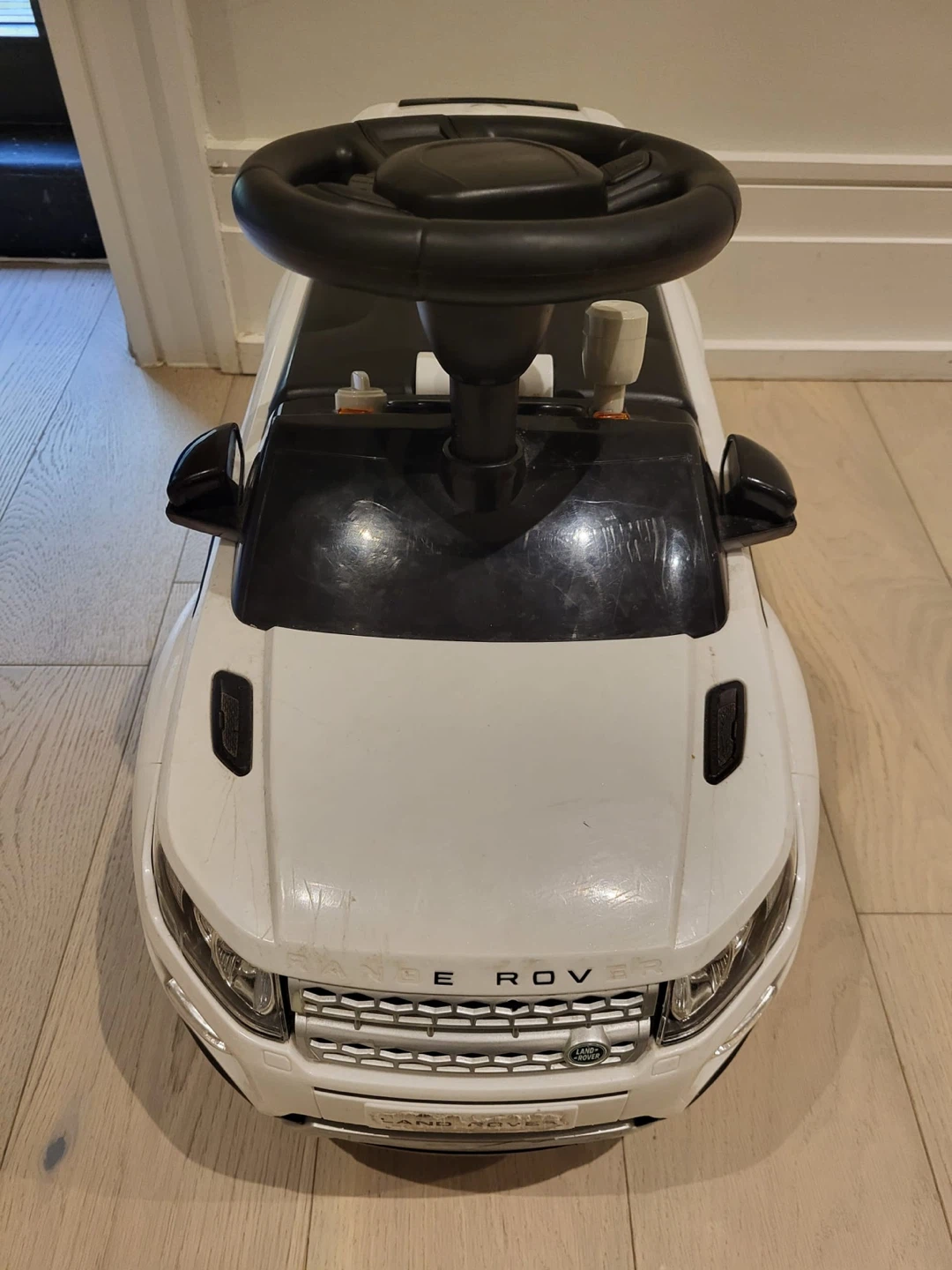 Land Rover Evoque Ride-On Toy - photo 2