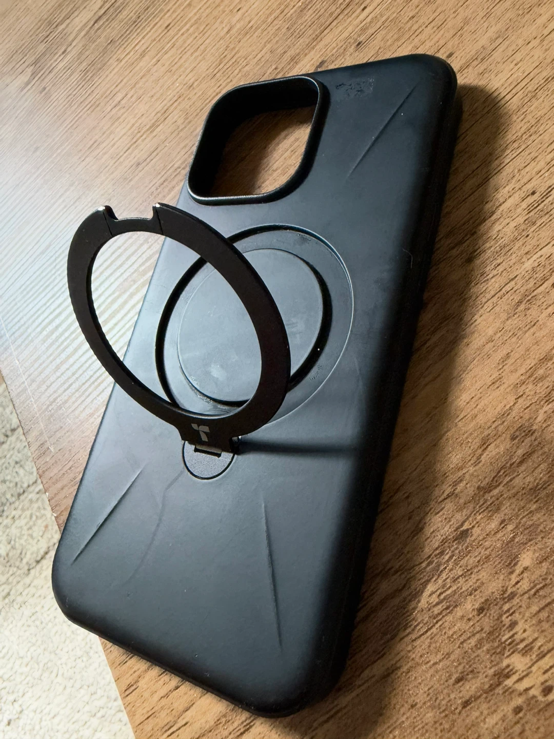 Torras Magnetic Stand Phone Case