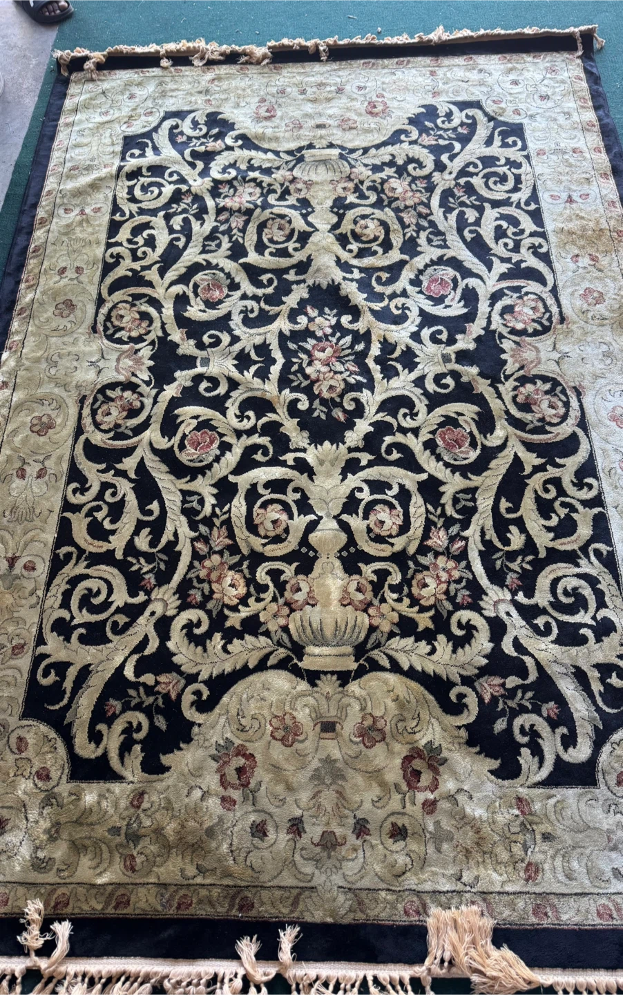 Traditional Persian-style floral area rug