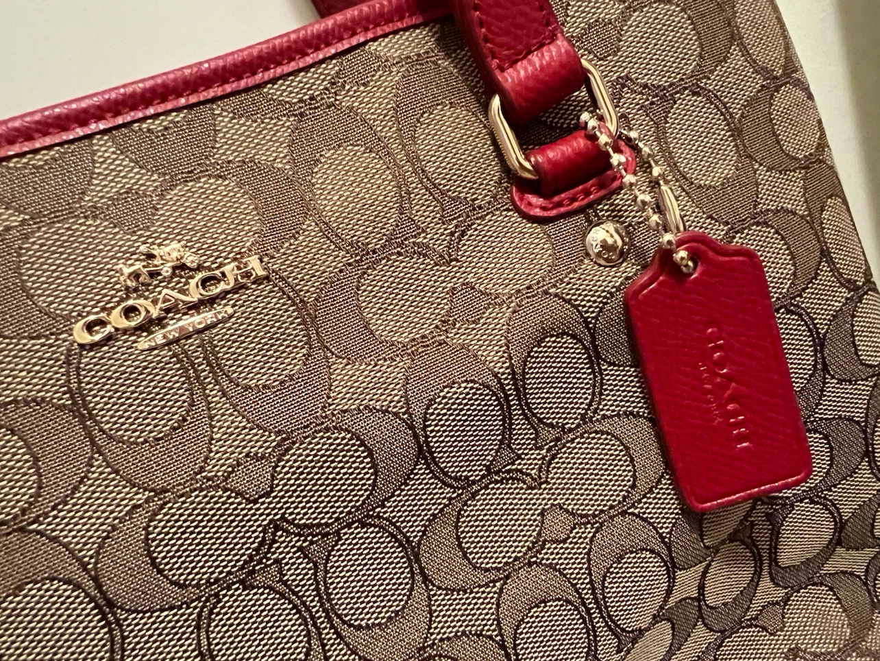 Coach OTLN Sig Zip Top Tote Bag Khaki/True Red