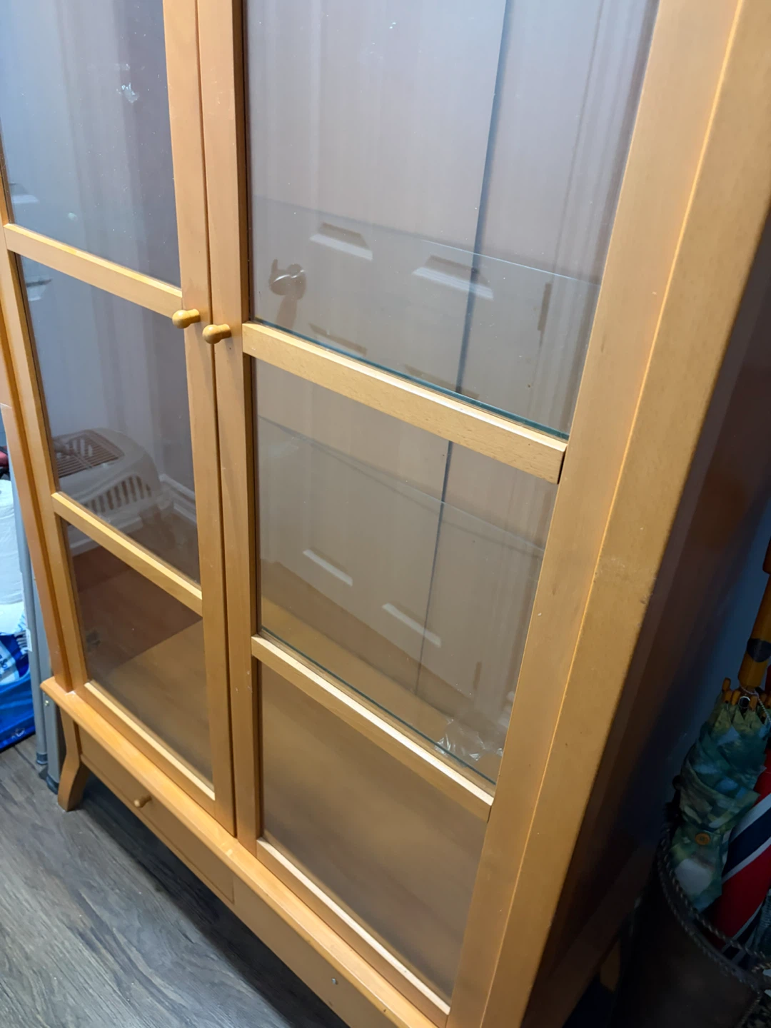 FREE DINING TABLE AND CHINA CABINET - photo 4