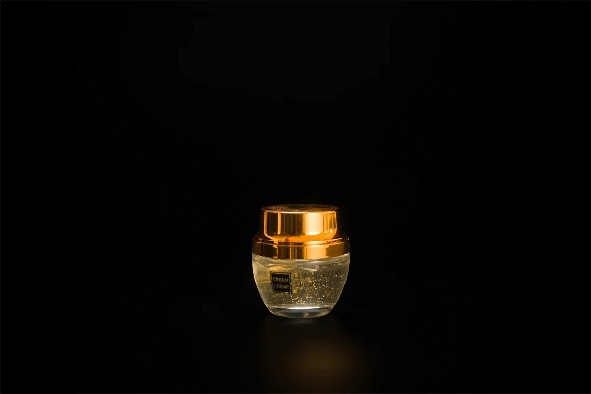 Dione Luxury 5-Piece Skincare Set - photo 5