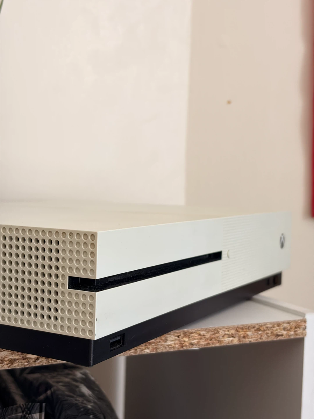 Microsoft Xbox One S 500Gb Console Model 1681 - photo 2