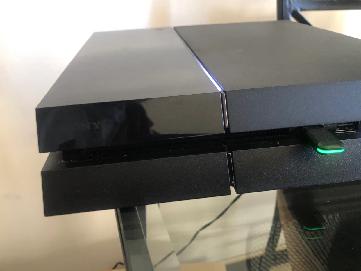 Modded PlayStation 4 Console - photo 3
